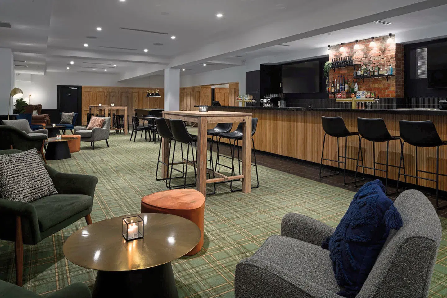 The Victoria Hotel Melbourne Bar