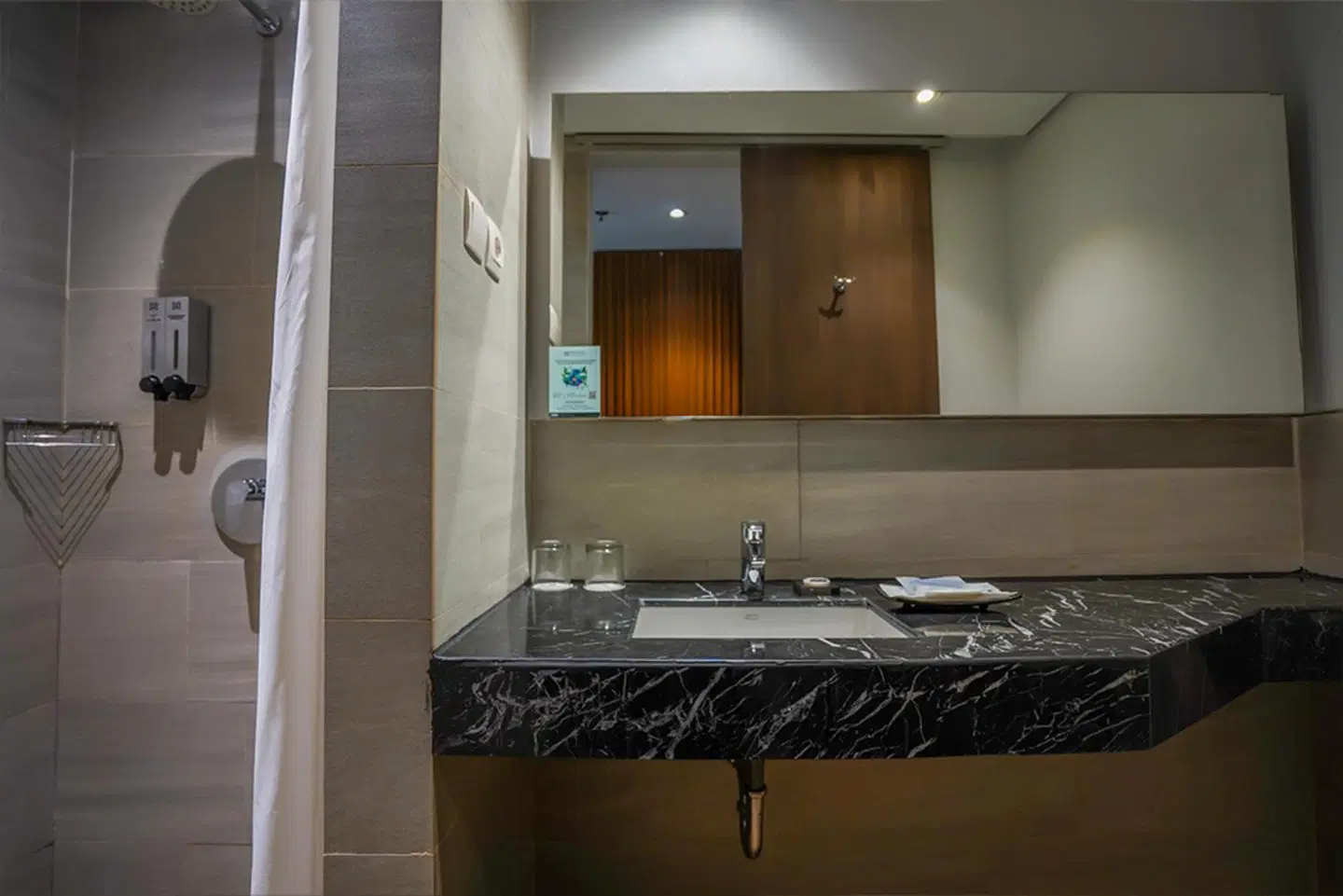 BATIQA Hotel Palembang Badezimmer