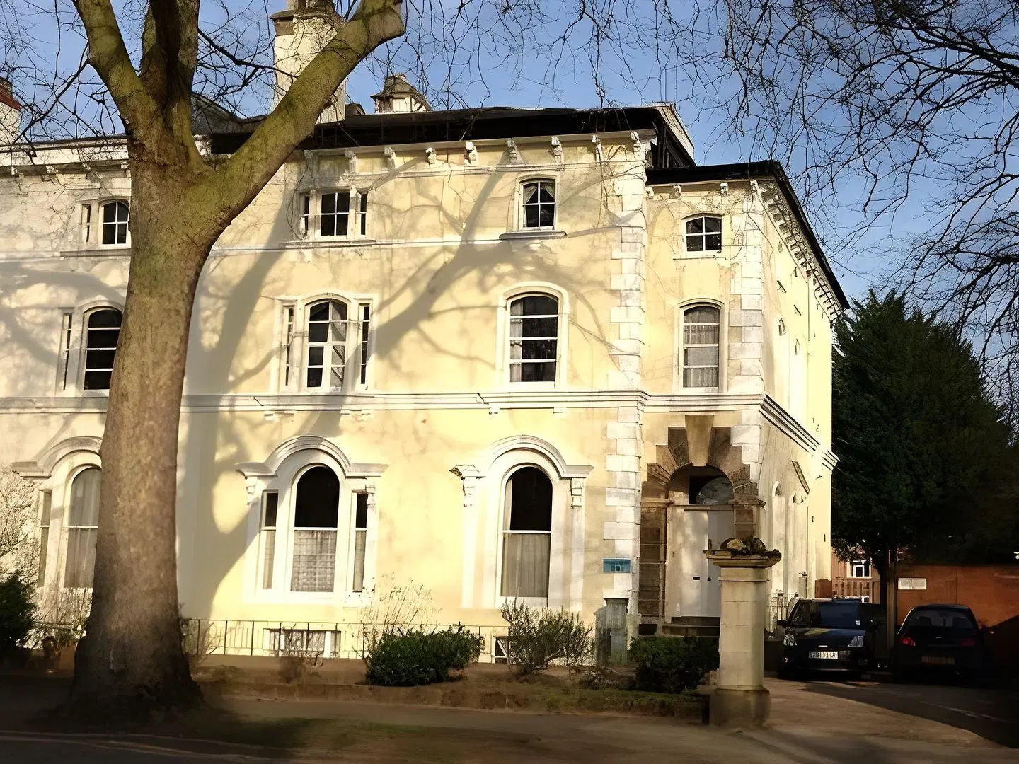 Kingsmuir Hotel EXTERIOR