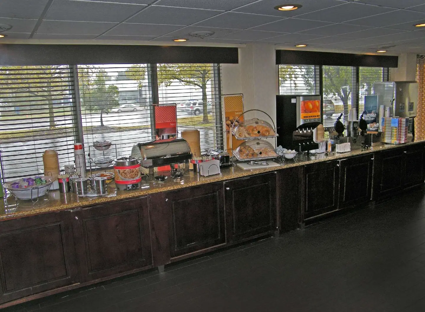 Hampton Inn Norfolk/Chesapeake (Greenbrier Area) Restaurant
