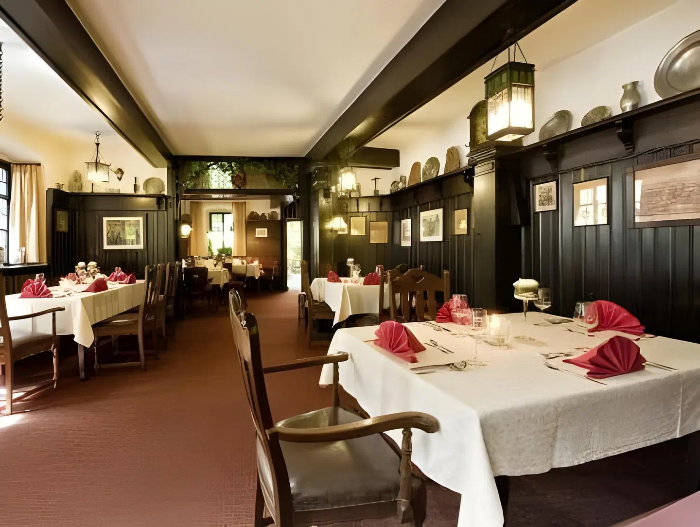 Löwen Hotel & Restaurant RESTAURANT