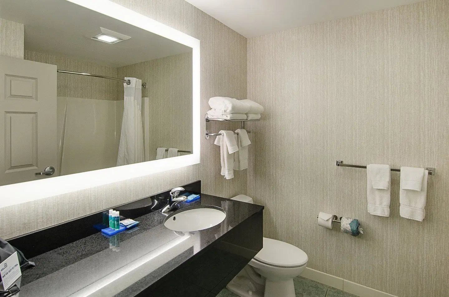 Holiday Inn Express Lexington by IHG Badezimmer