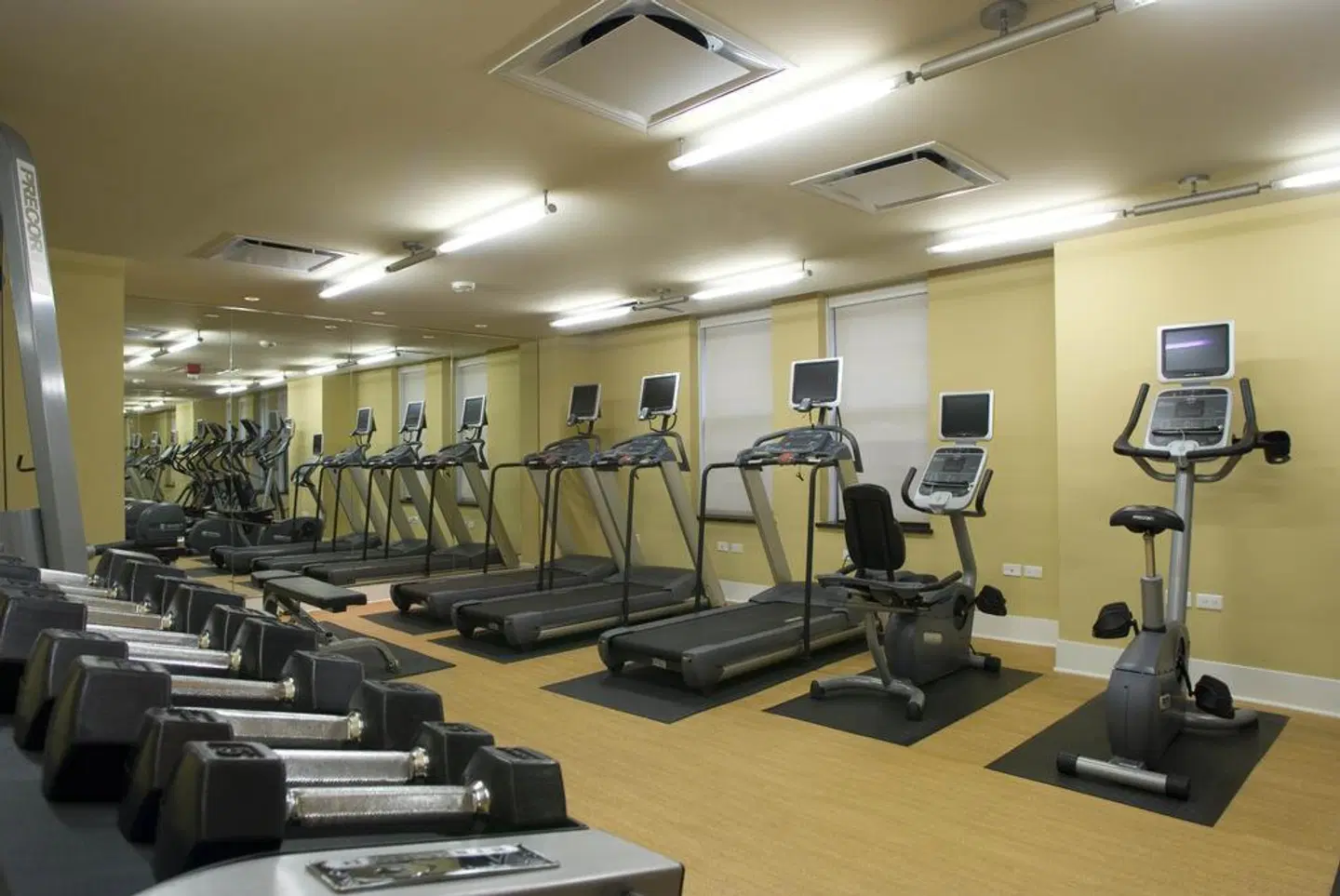 Gale Chicago SPORTS_AND_LEISURE