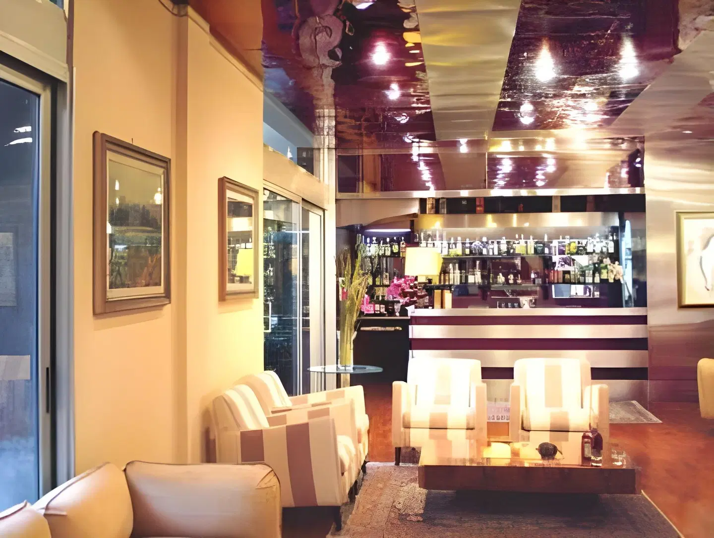 Mini Palace Hotel BAR