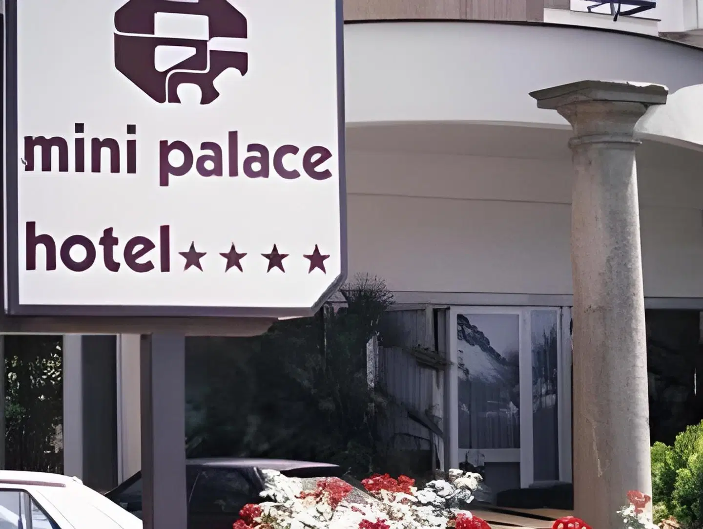 Mini Palace Hotel ROOM_EXAMPLE