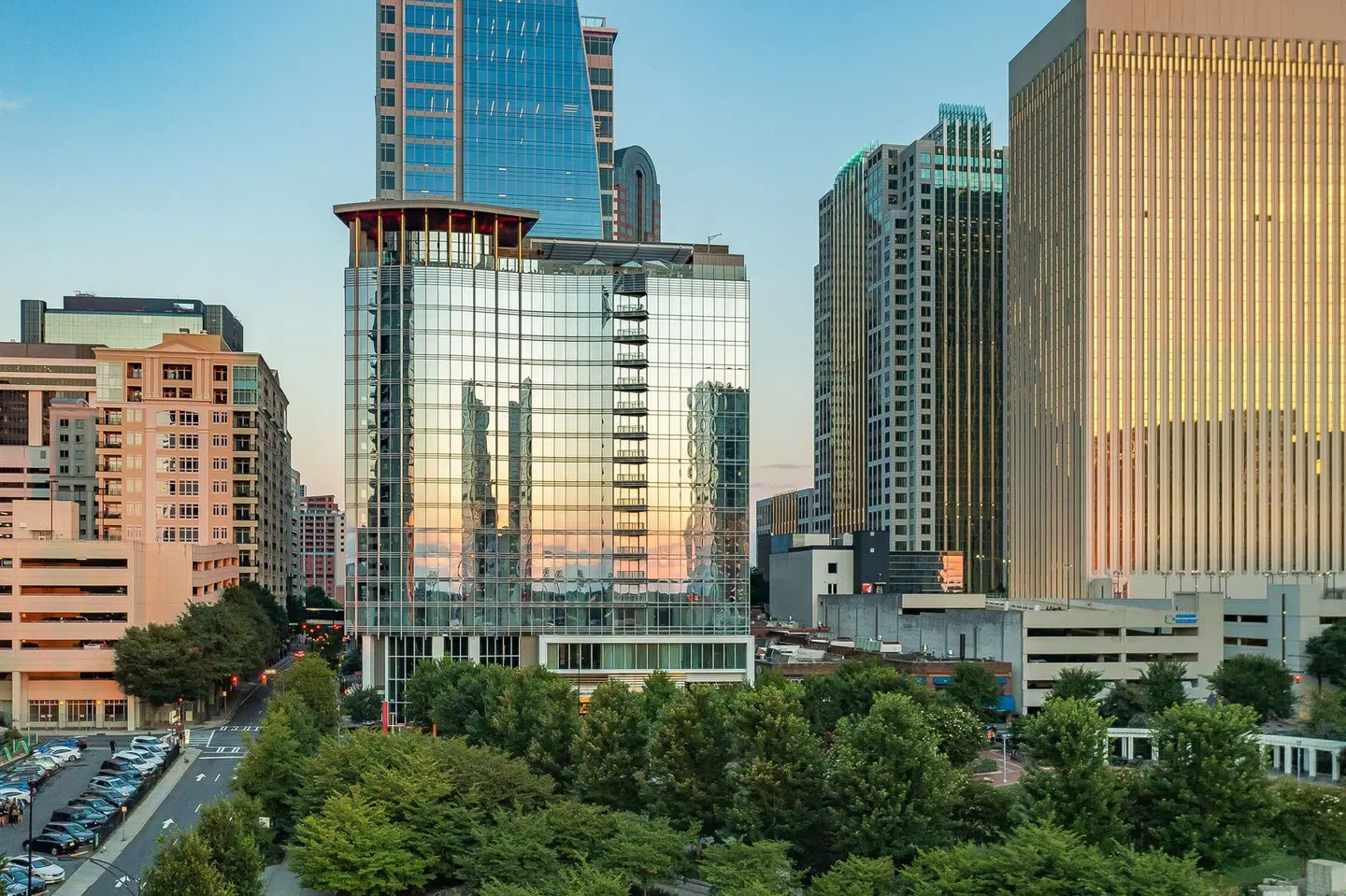 Kimpton Tryon Park Hotel by IHG EXTERIOR