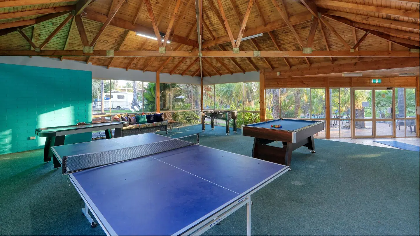 Swan Hill Resort Hallenbad