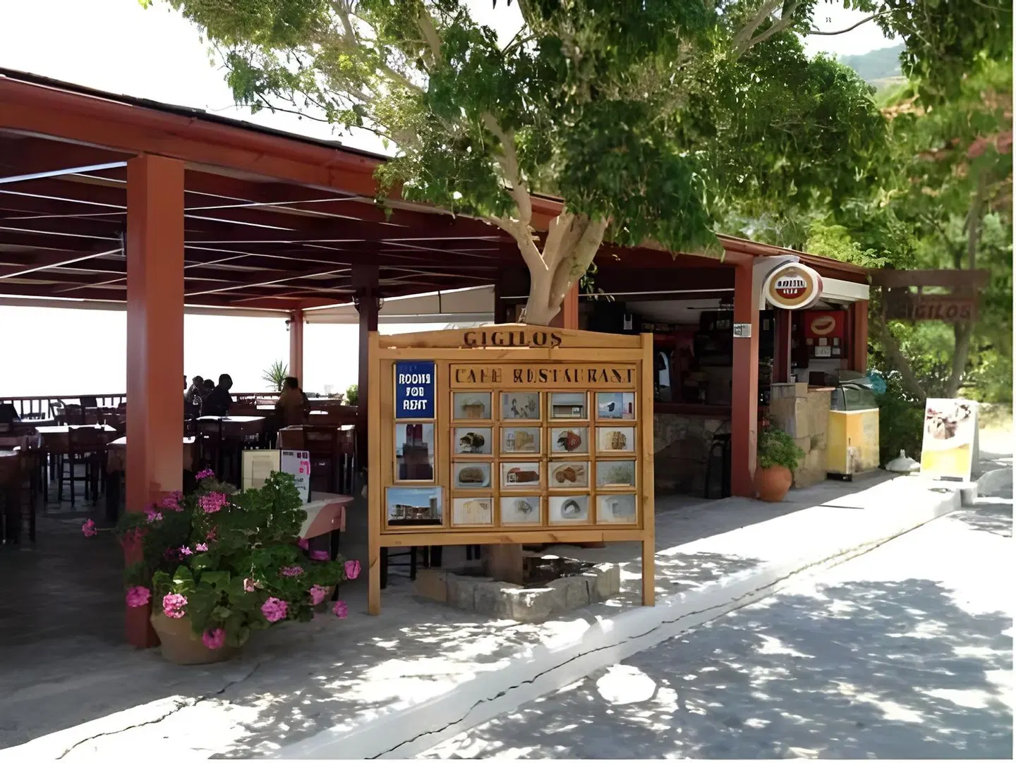 Gigilos EXTERIOR