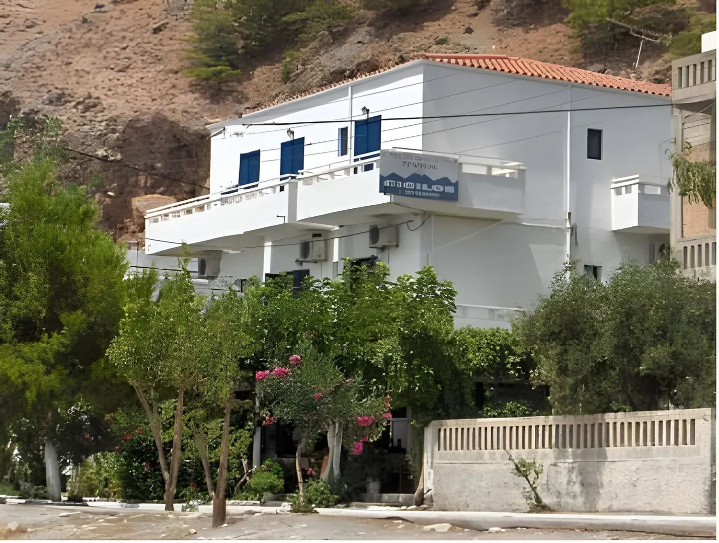 Gigilos EXTERIOR