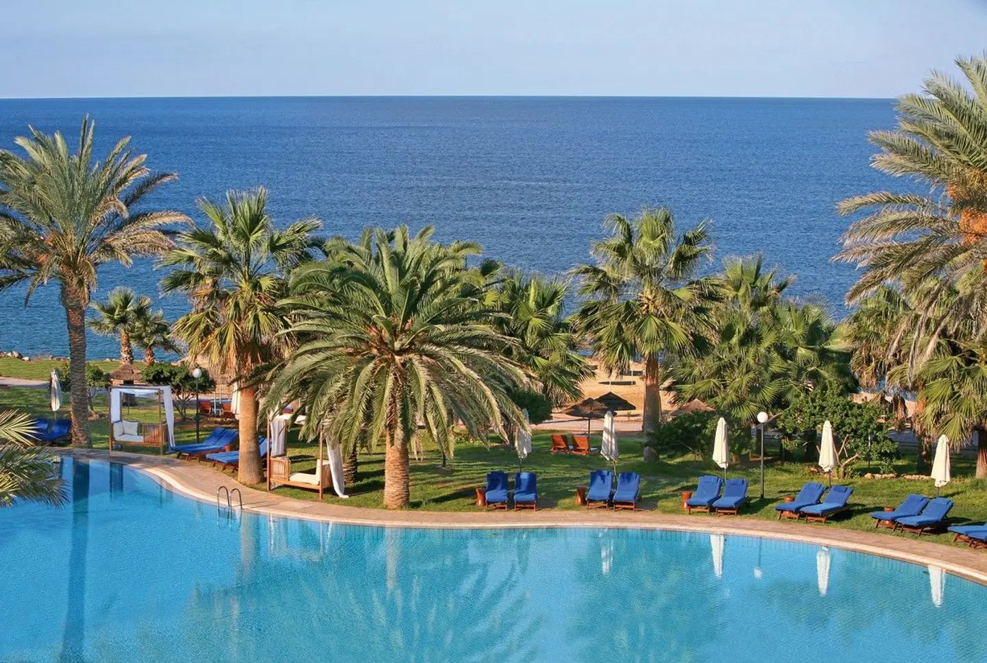 Azia Resort & Spa OUTDOOR_POOL