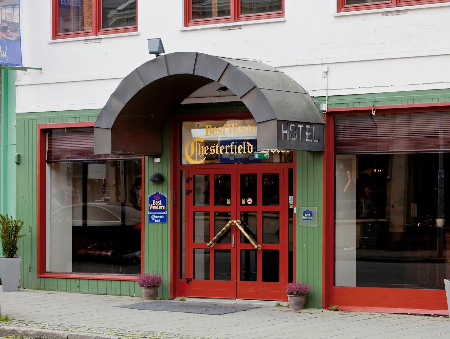 Best Western Chesterfield Hotel EXTERIOR