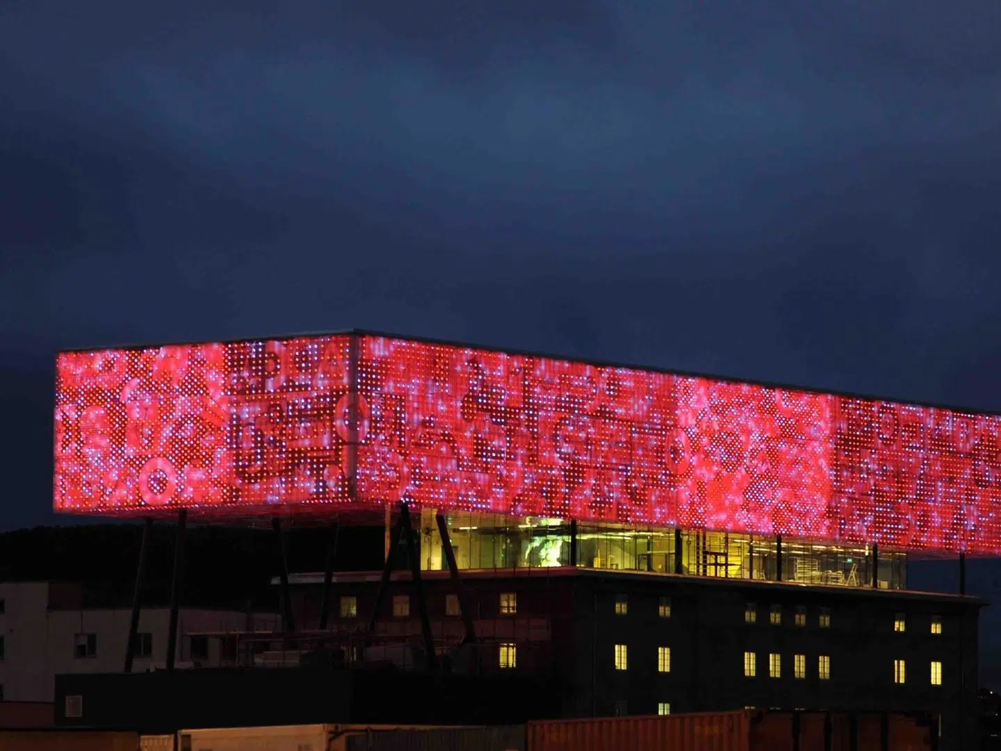 Best Western Chesterfield Hotel EXTERIOR