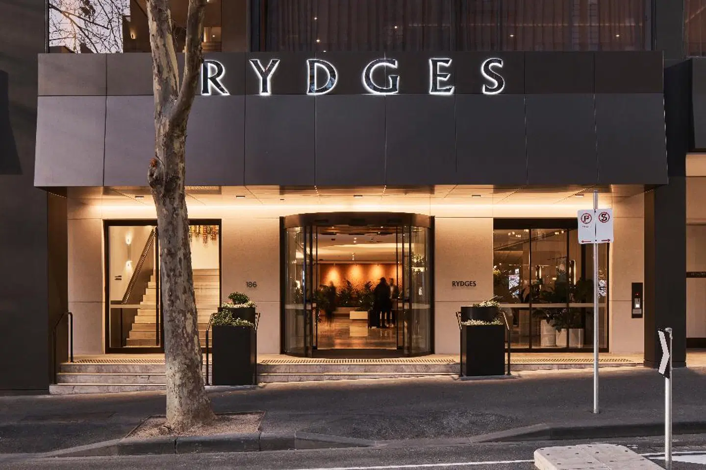 Rydges Melbourne LOUNGE_LOBBY