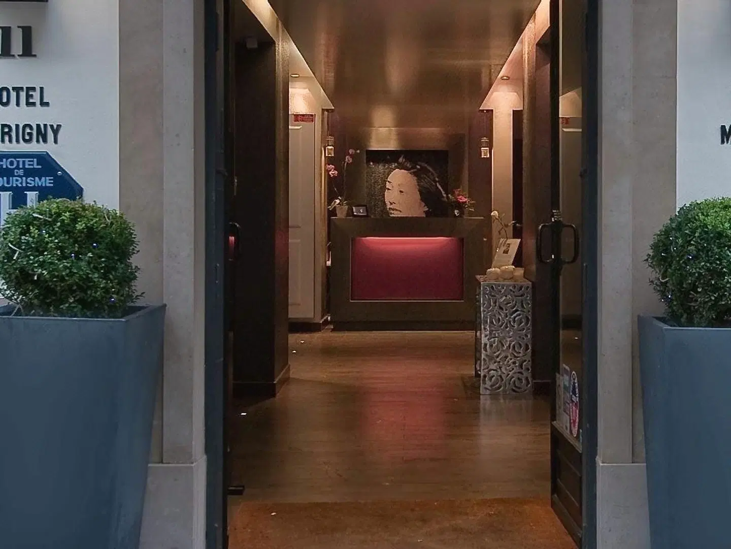 Opera Marigny LOUNGE_LOBBY