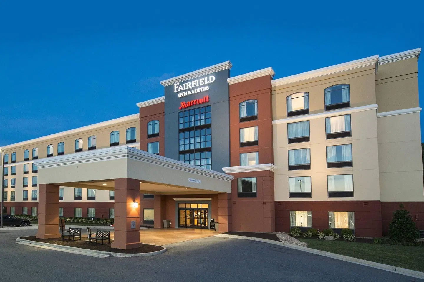 Fairfield Inn & Suites by Marriott Lynchburg Liberty University EXTERIOR