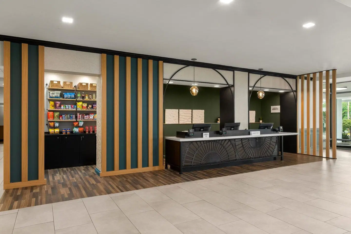 Sheraton Virginia Beach Oceanfront LOUNGE_LOBBY