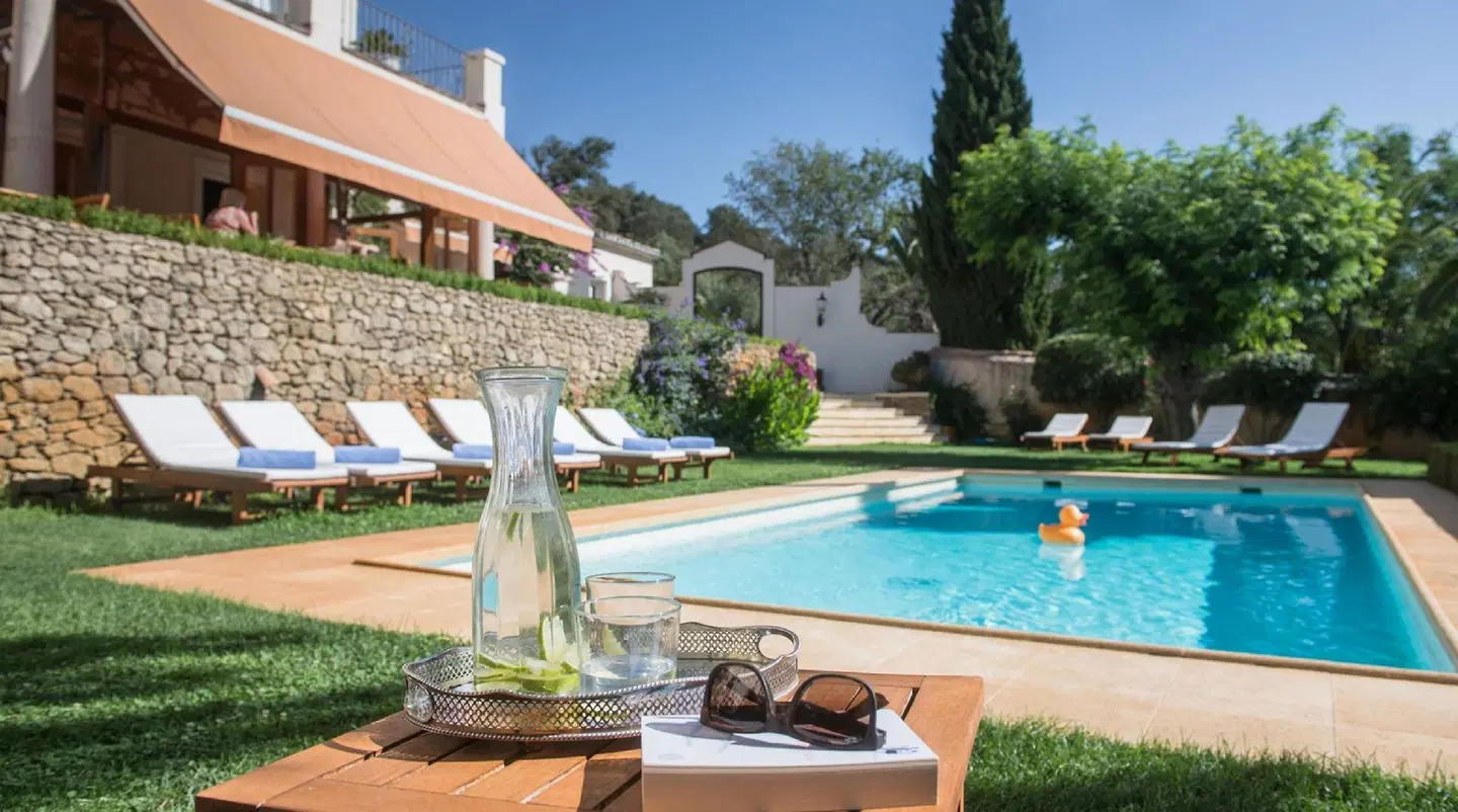 La Fuente de la Higuera OUTDOOR_POOL