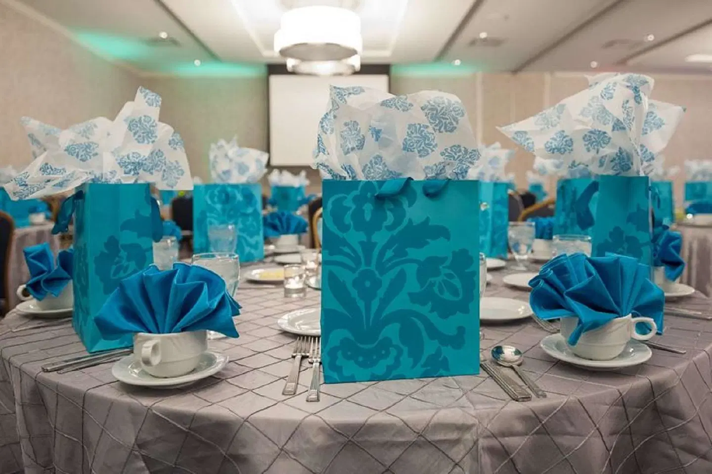 Hilton Springfield Hallenbad