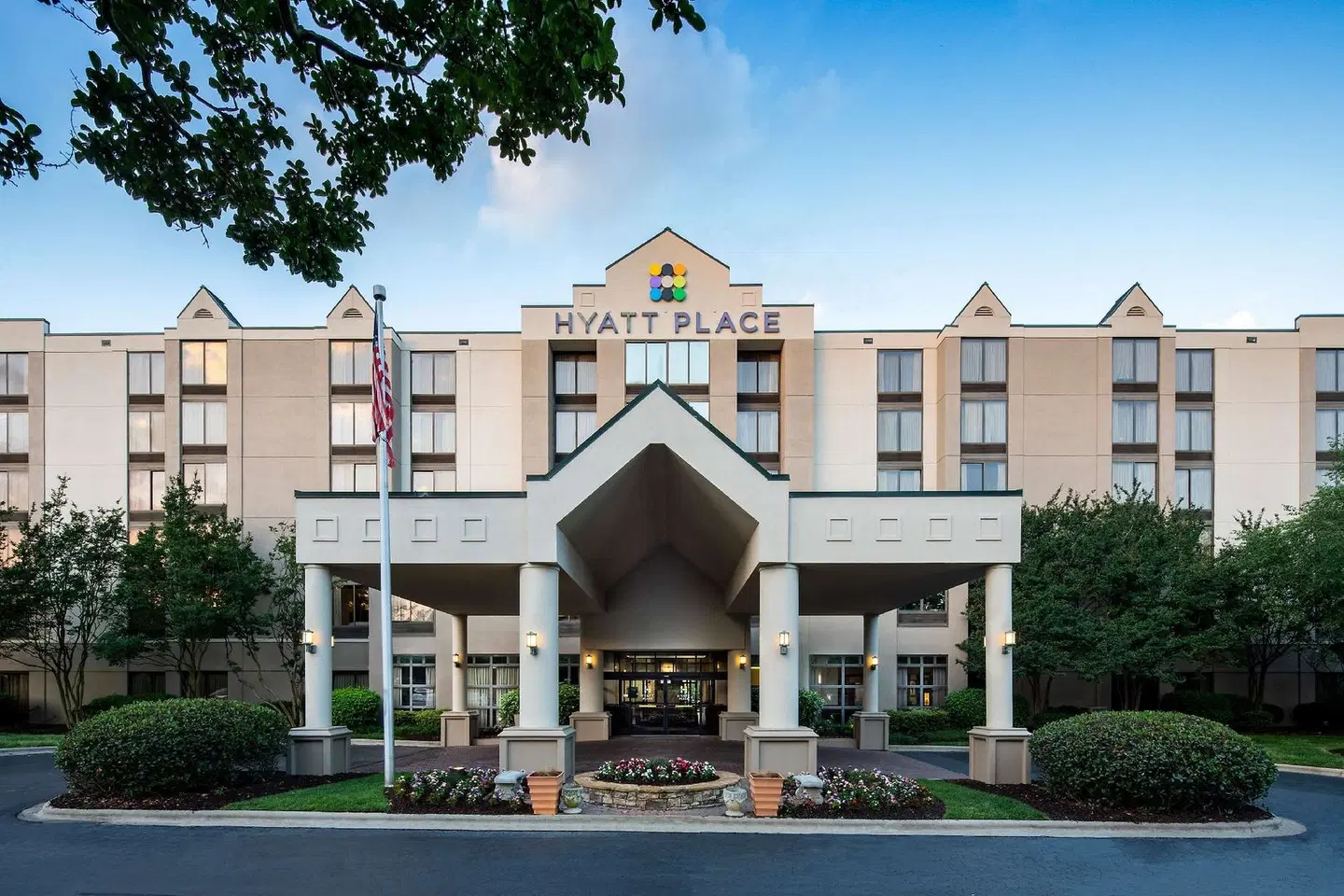 Hyatt Place Roanoke Airport/Valley View Mall EXTERIOR