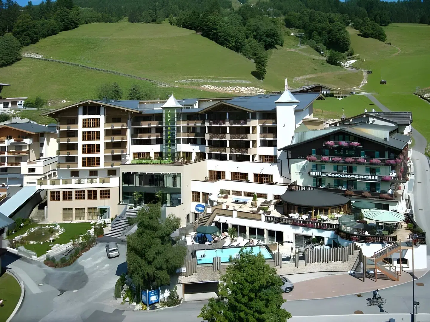 Stammhaus Wolf im Hotel Alpine Palace EXTERIOR