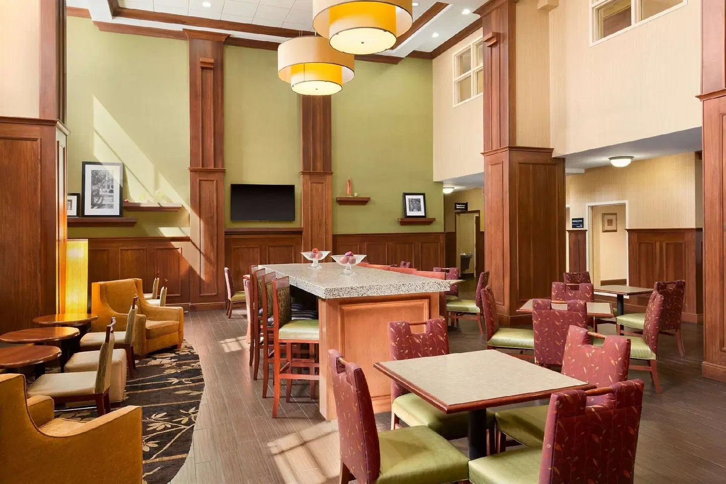 Hampton Inn & Suites Williamsburg Historic District Restaurant