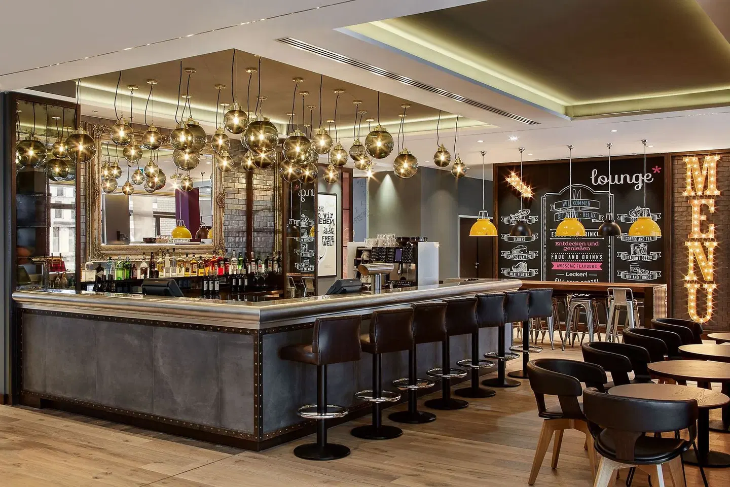 Premier Inn Frankfurt Messe Bar