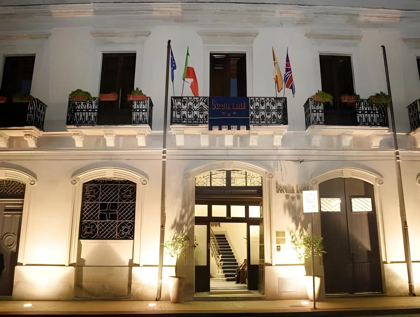 Sorella Luna LOUNGE_LOBBY