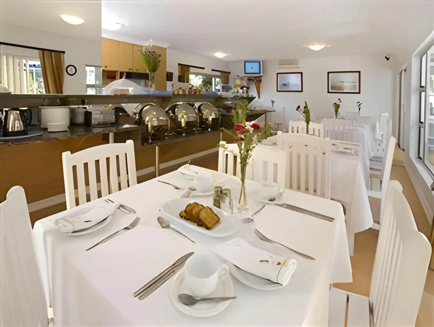 Silver Oaks Boutique Hotel Restaurant