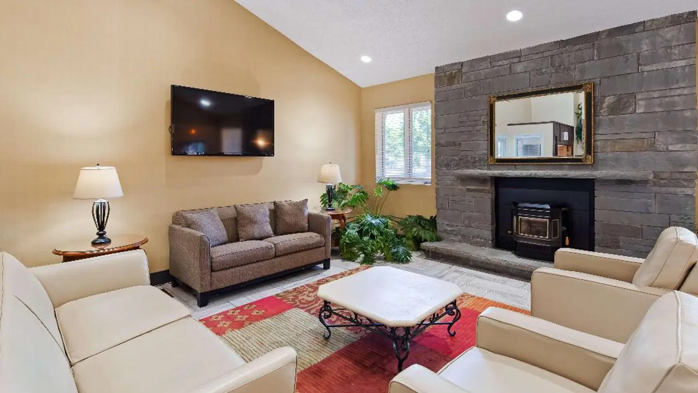 Best Western University Inn LOUNGE_LOBBY