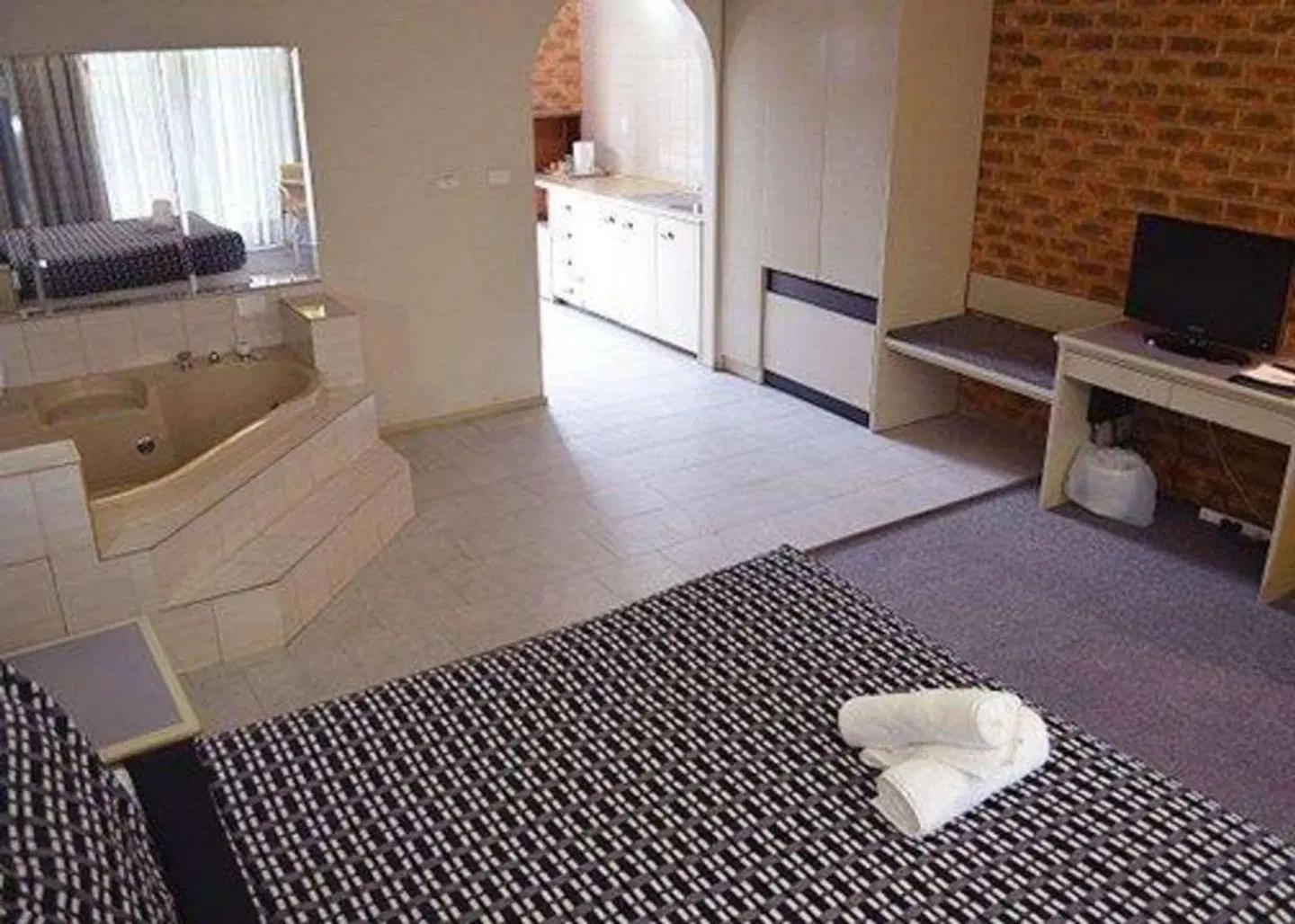 Quality Hotel Melbourne Airport ROOM_EXAMPLE