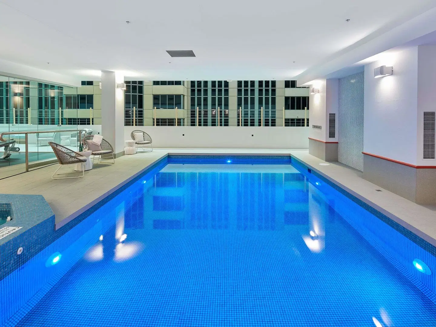 Novotel Melbourne on Collins Hotel Hallenbad