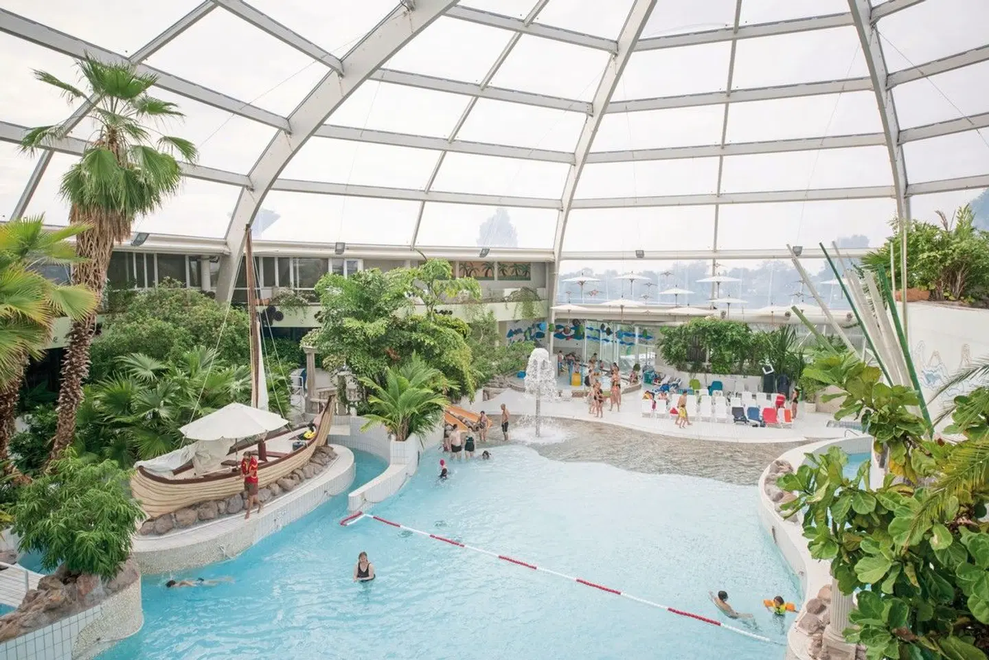 Sunparks Oostduinkerke Aan Zee Hallenbad