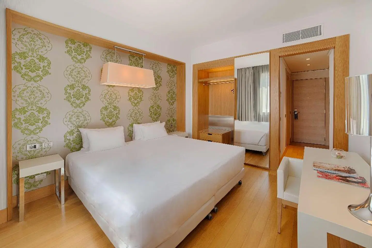 NH Pisa ROOM_EXAMPLE