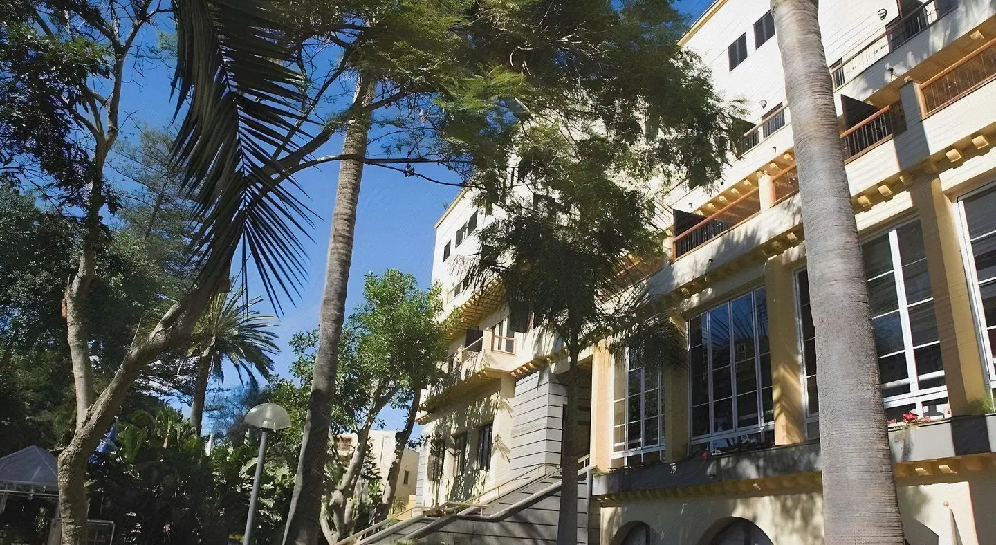 Escuela Santa Brígida EXTERIOR