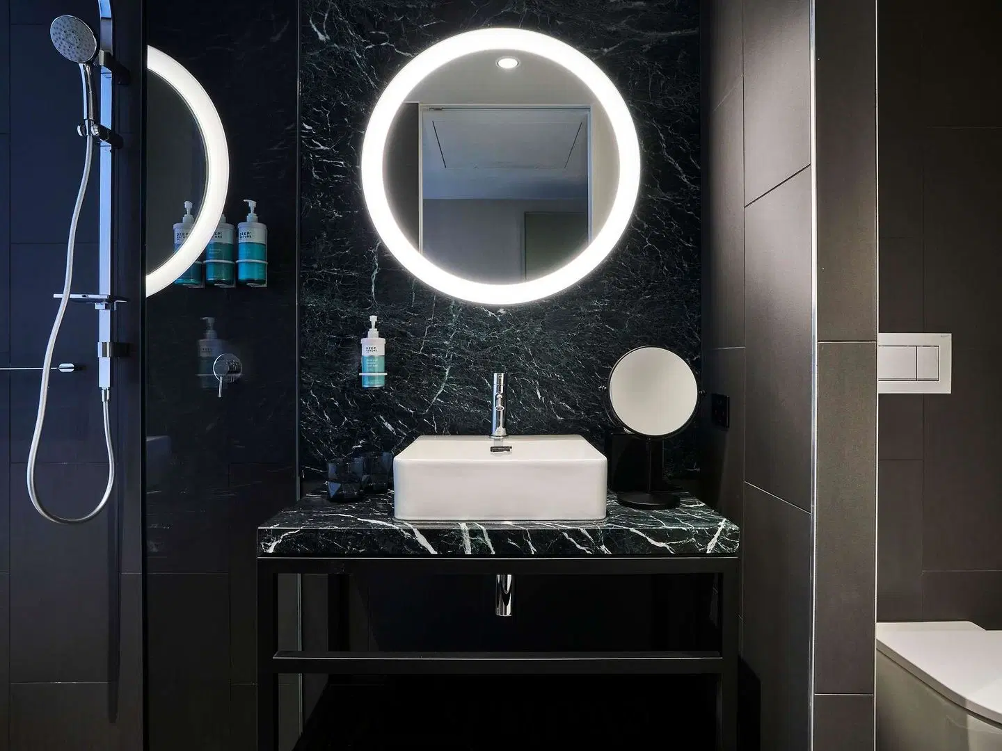 Novotel Melbourne Airport Badezimmer