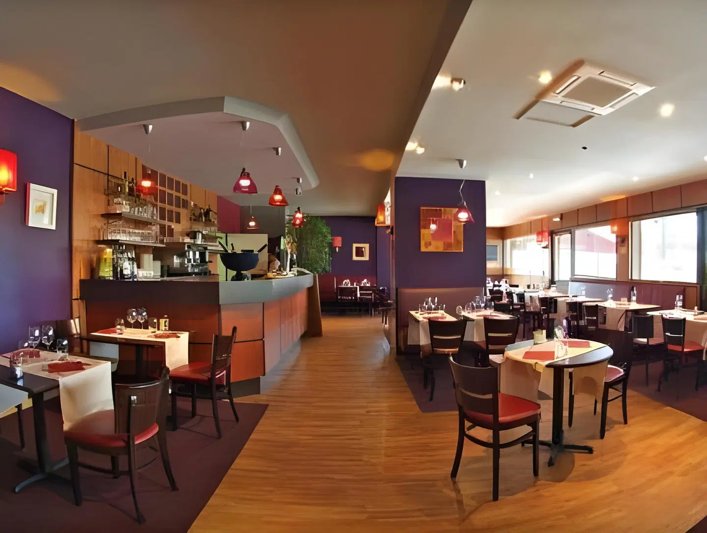 Brit Hotel La Rochelle Périgny BAR