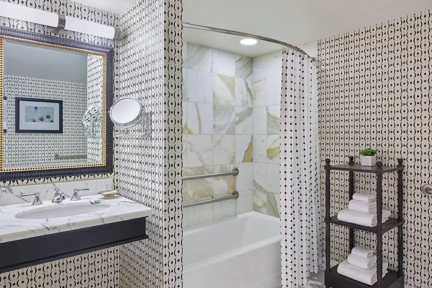 The Alexandrian, Autograph Collection Badezimmer