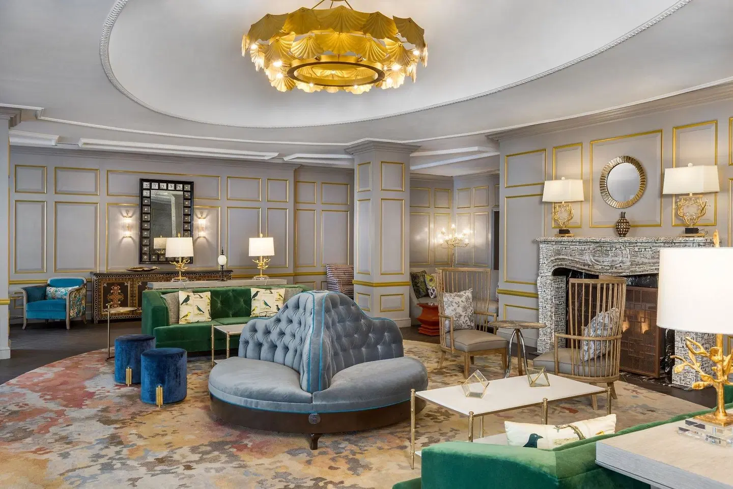 The Alexandrian, Autograph Collection Bar