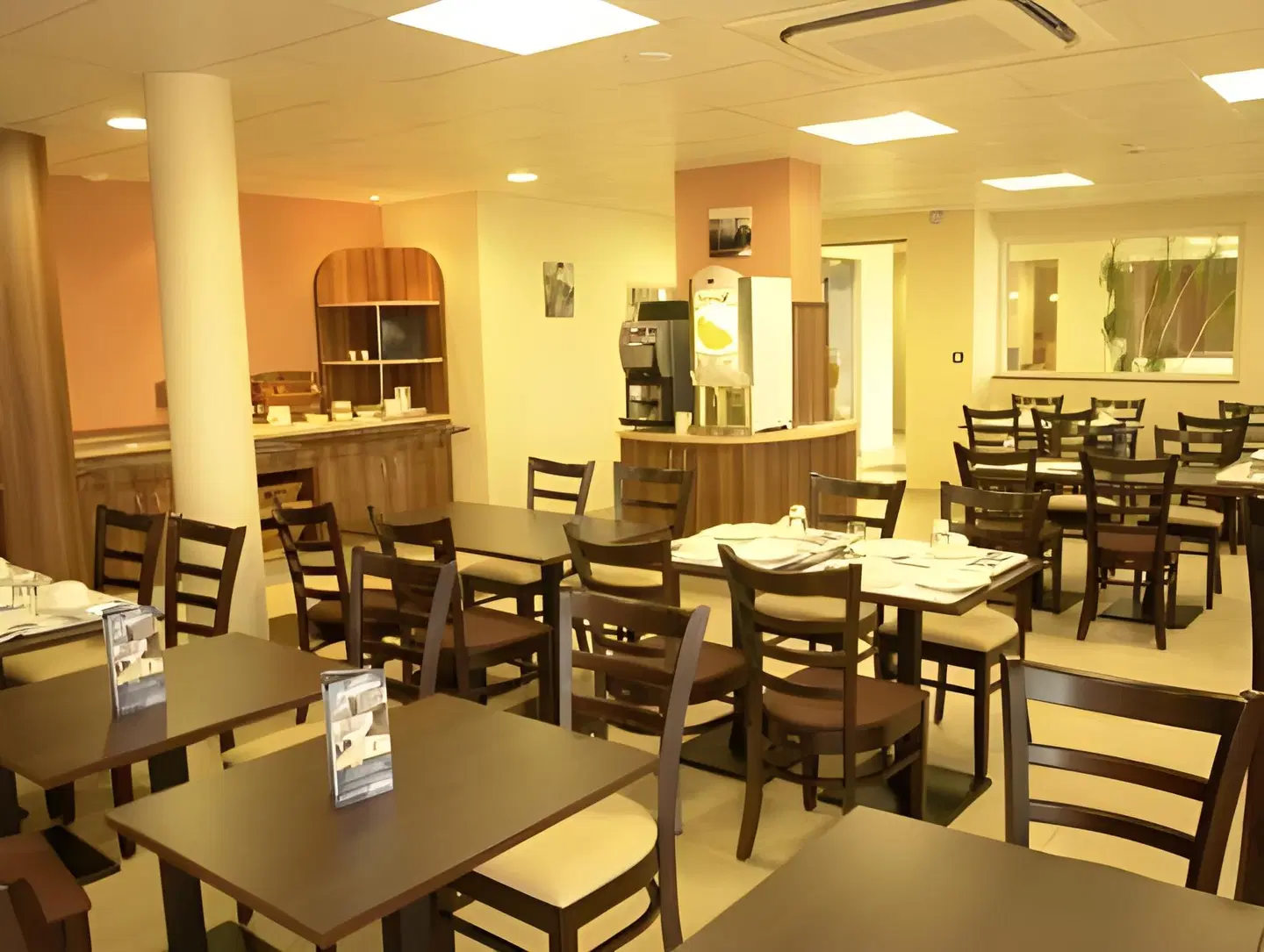 Brit Hotel Du Parc - Fougères Restaurant