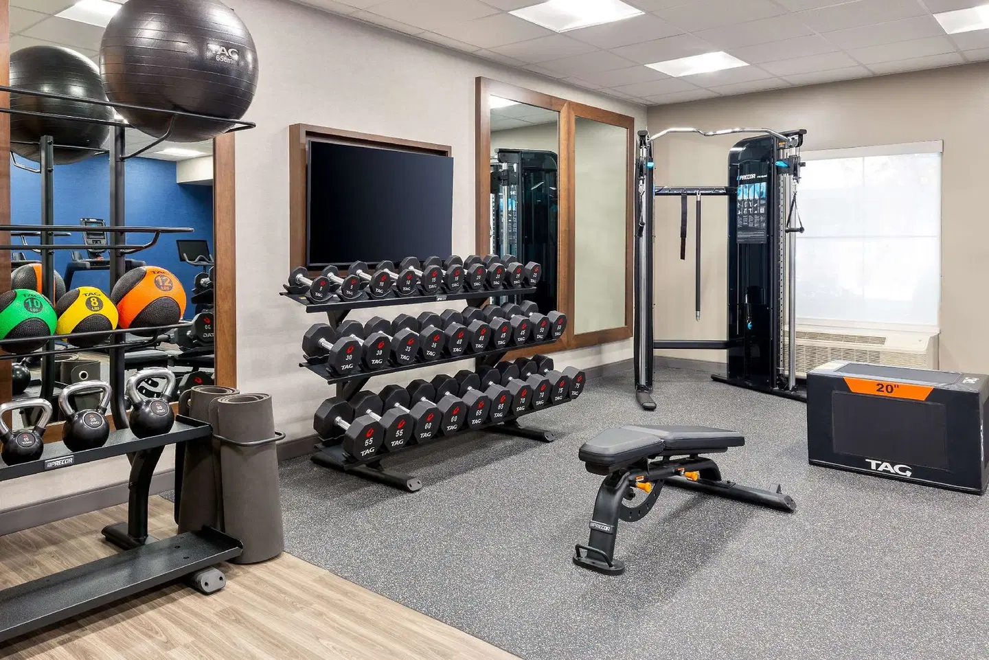 Hampton Inn & Suites Charlottesville at the University SPORTS_AND_LEISURE