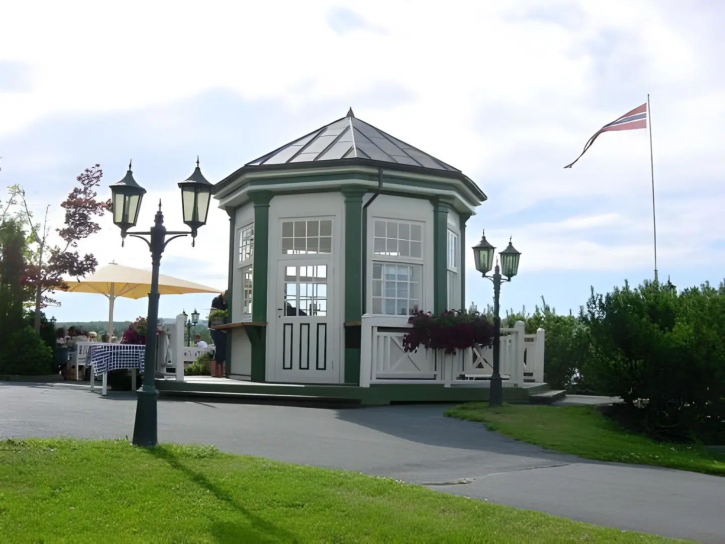 Tyrifjord Hotel EXTERIOR