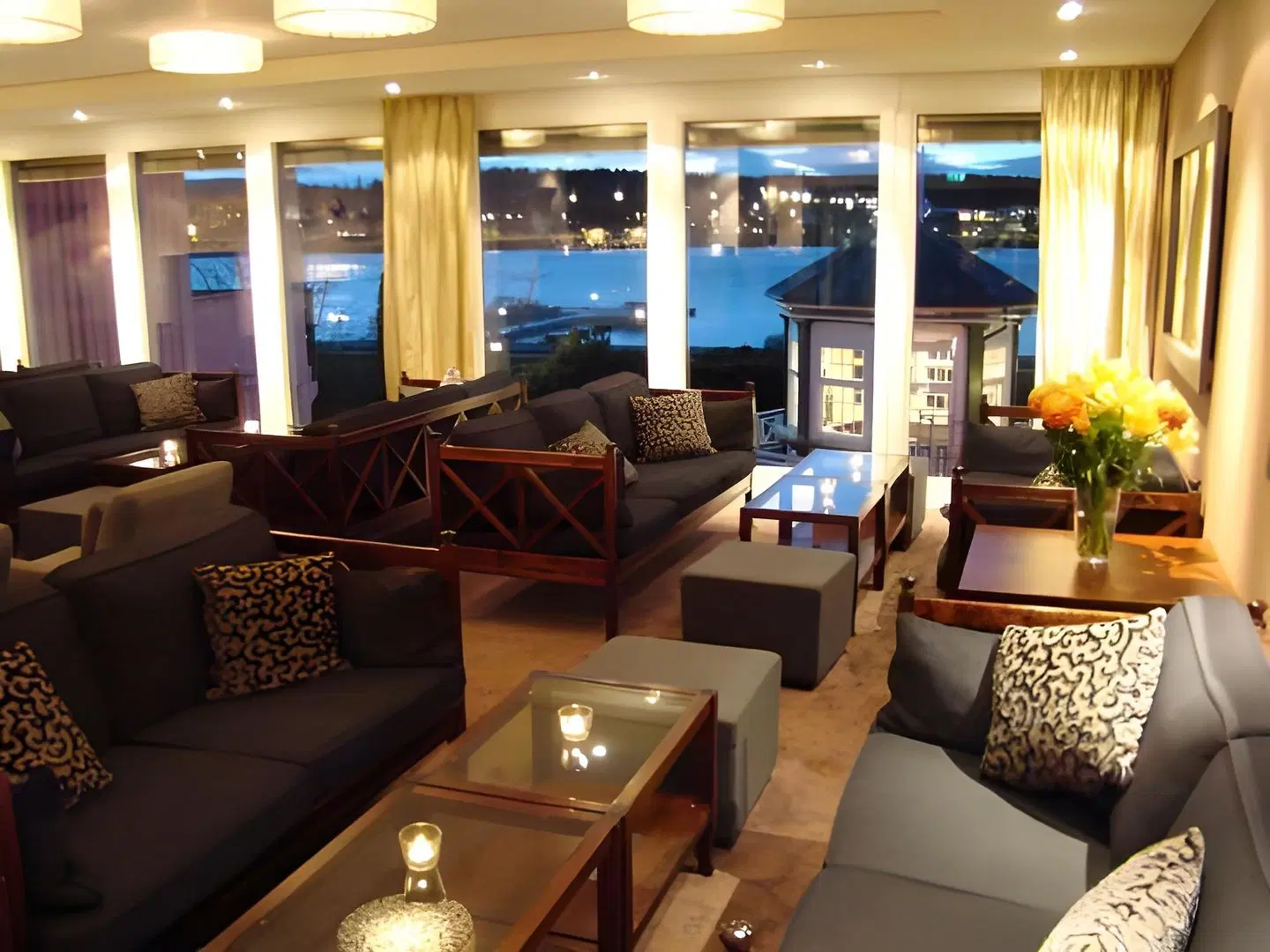 Tyrifjord Hotel LOUNGE_LOBBY