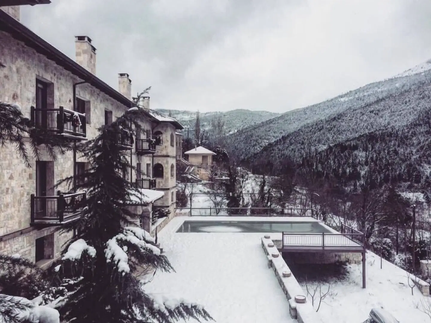 Styga Mountain Resort TERRACE