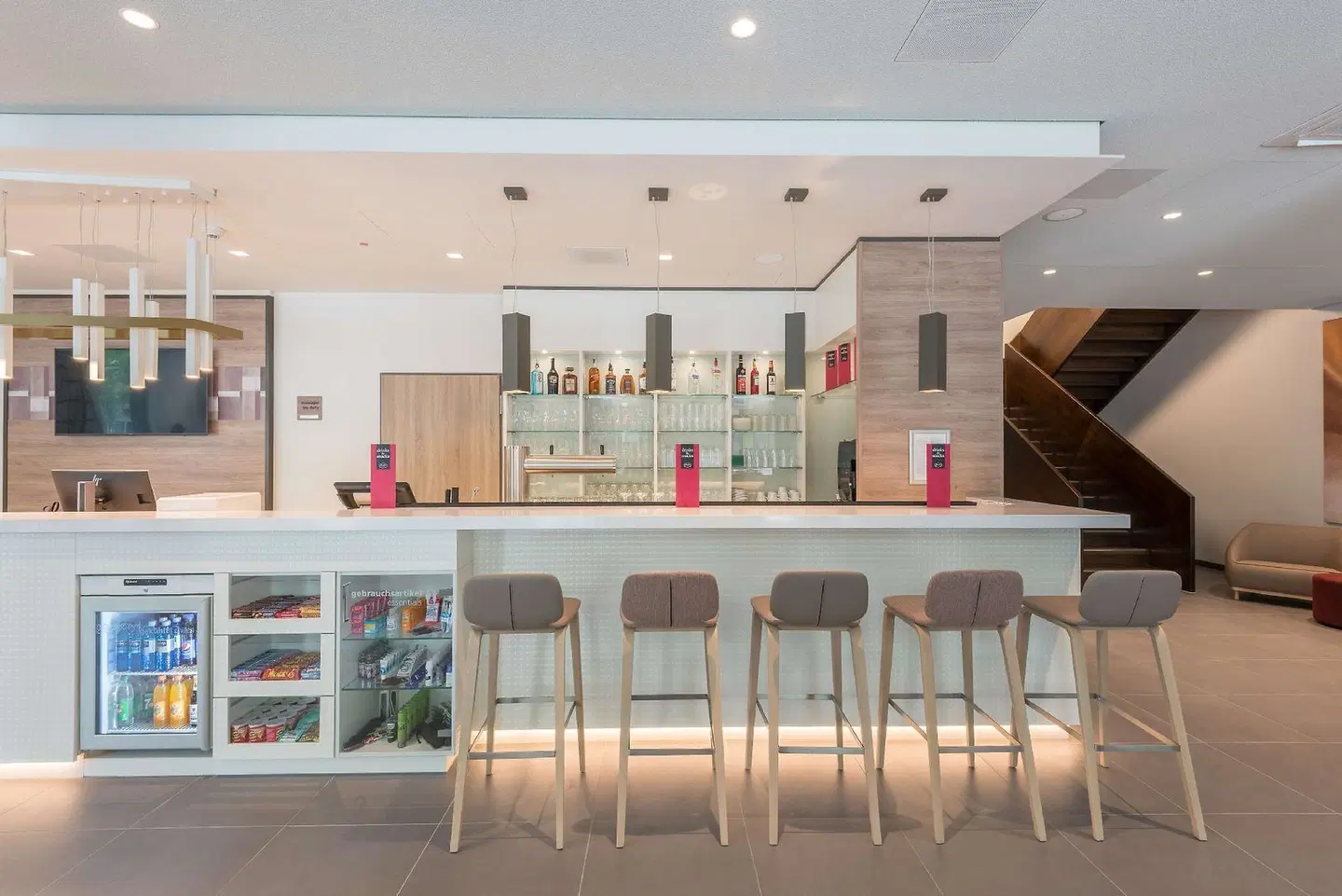 Hampton by Hilton Frankfurt City Centre East Bar