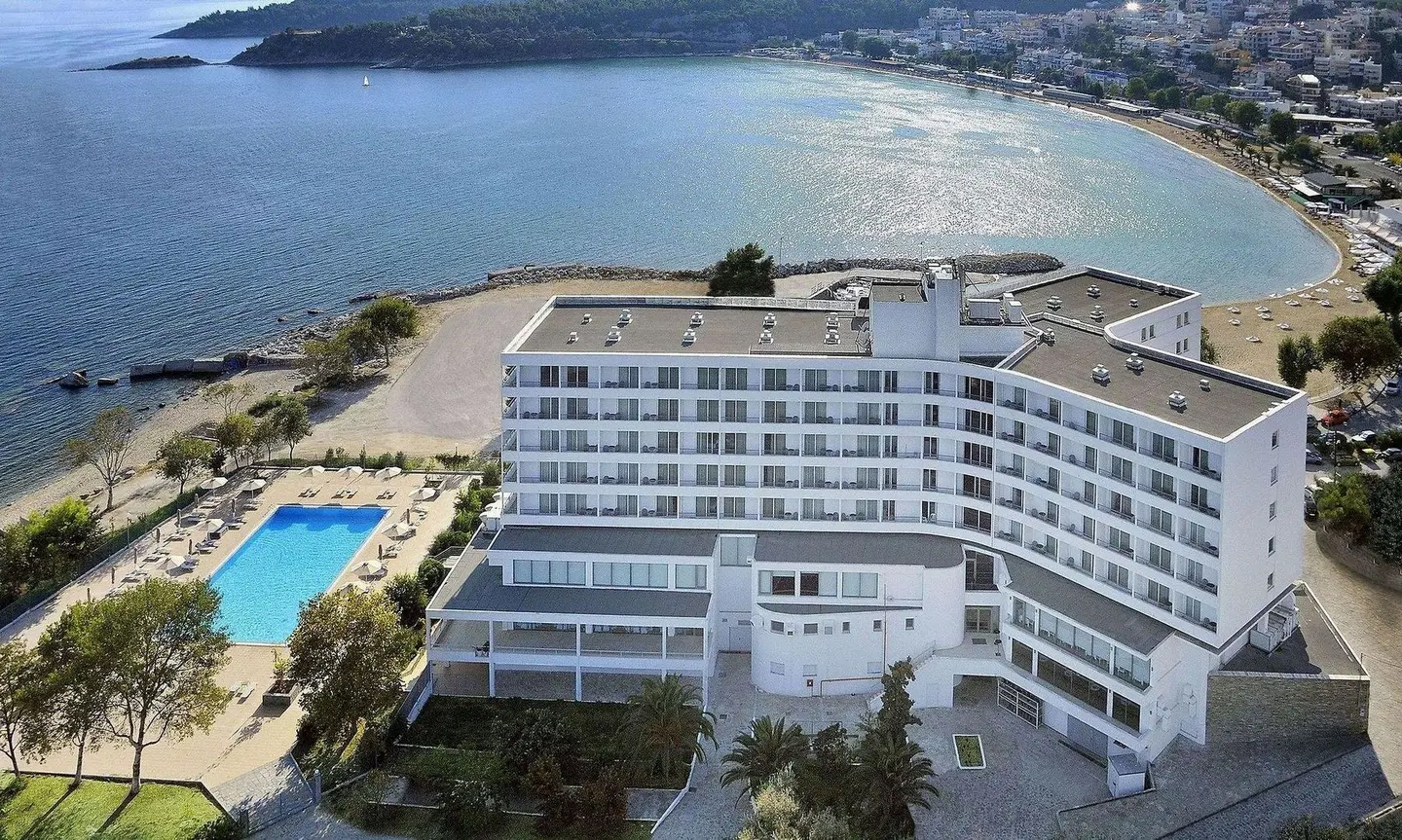 Lucy Hotel EXTERIOR
