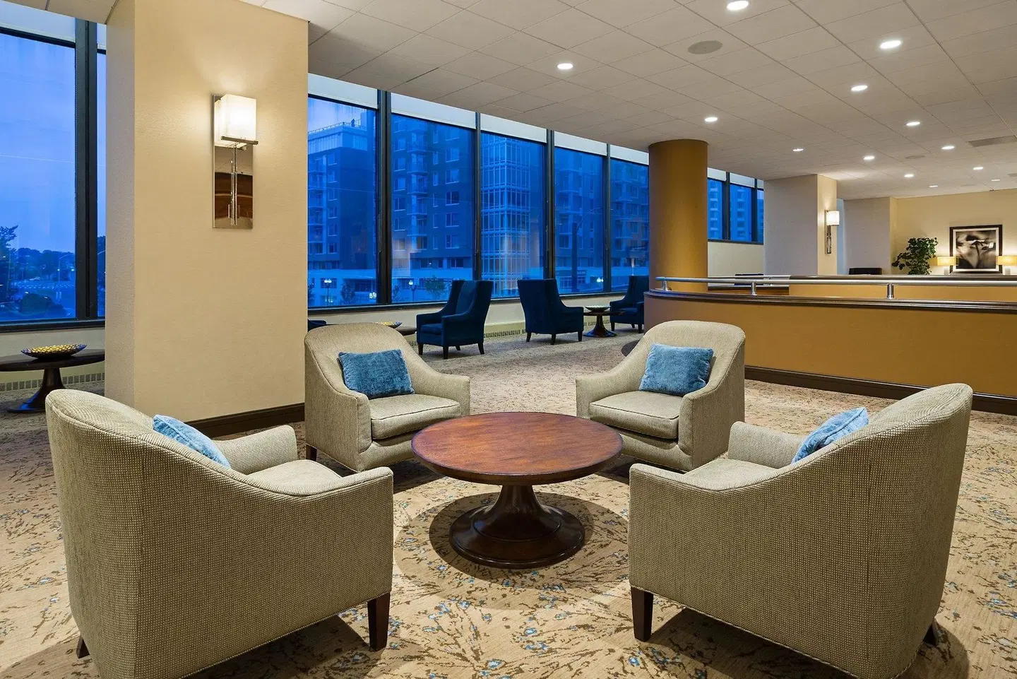 The Westin Crystal City Reagan National Airport LOUNGE_LOBBY