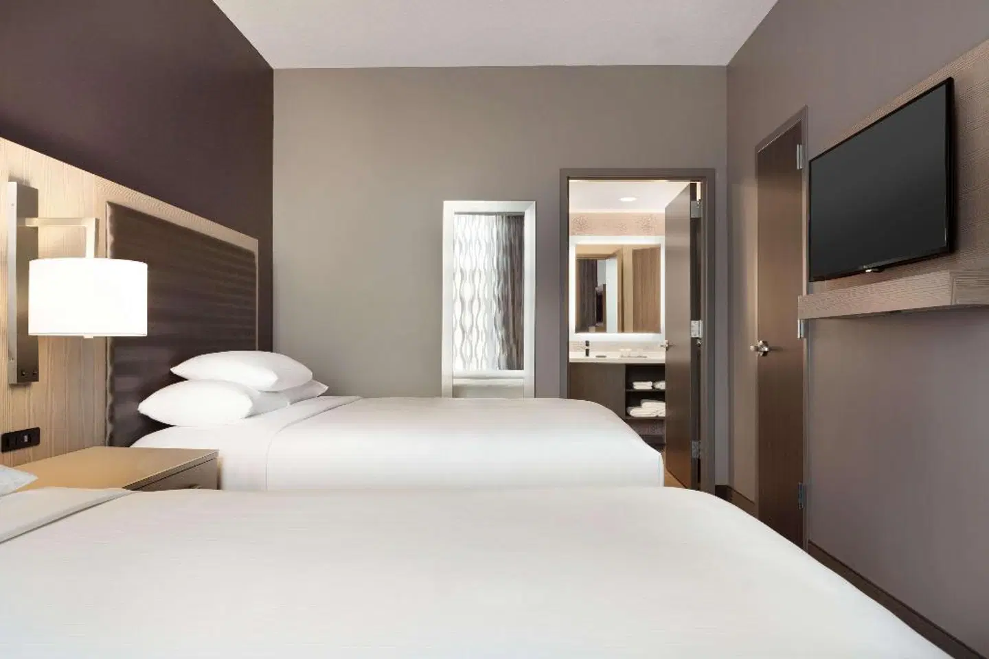 Embassy Suites by Hilton Charlotte Uptown ROOM_EXAMPLE