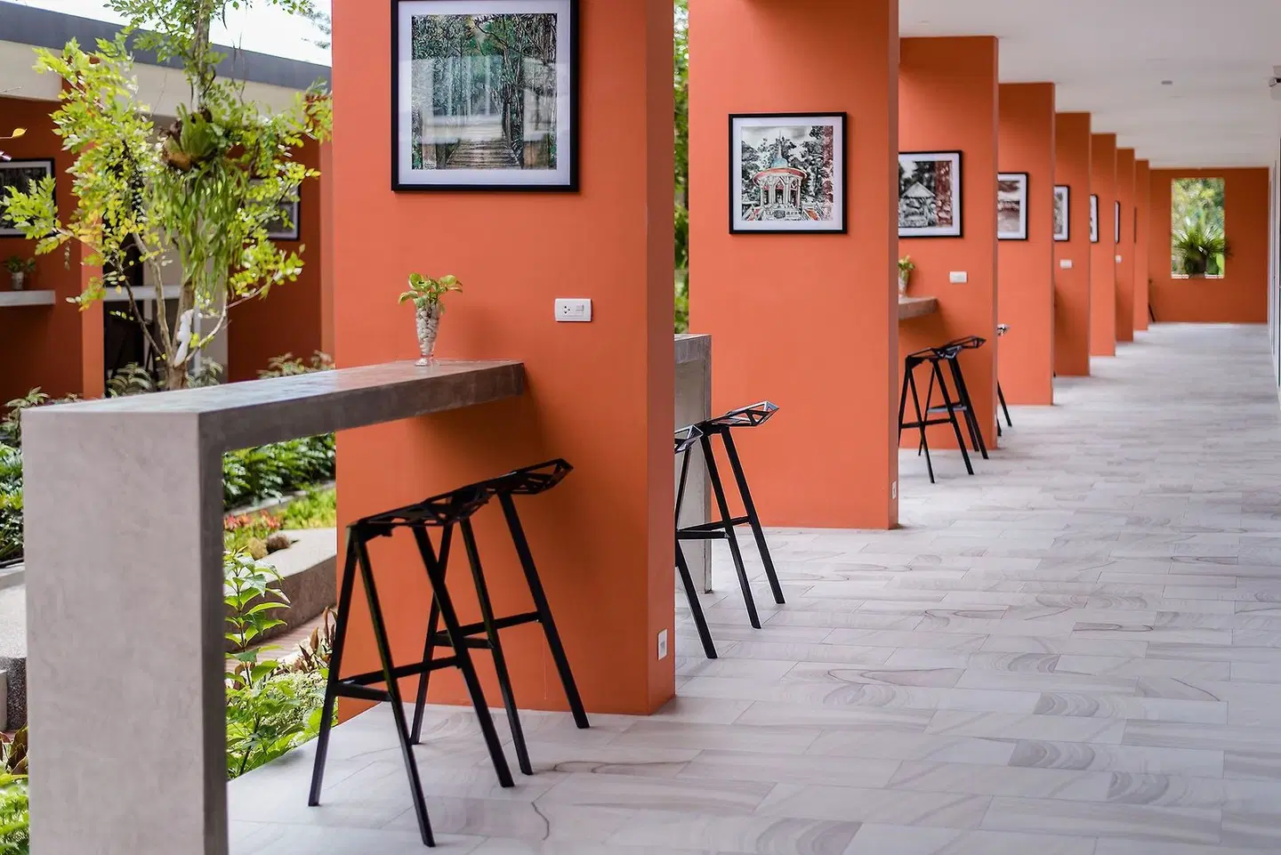 Pimdara Hotel Bar