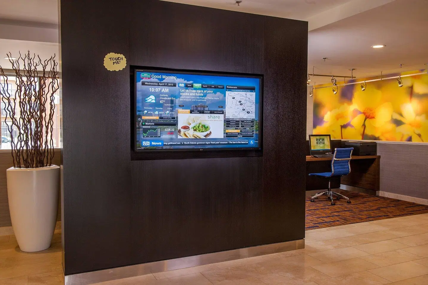 Courtyard by Marriott Richmond West Bar