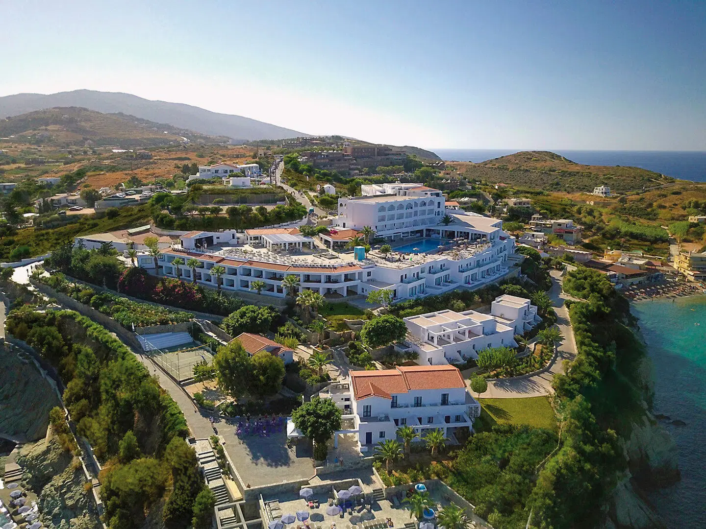 Peninsula Resort & Spa EXTERIOR